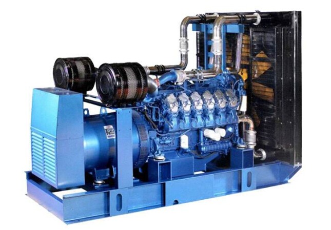 察哈尔右翼后康明斯30kw小型柴油二手发电机组 察哈尔右翼后康明斯30kw小型柴油二手发电机组